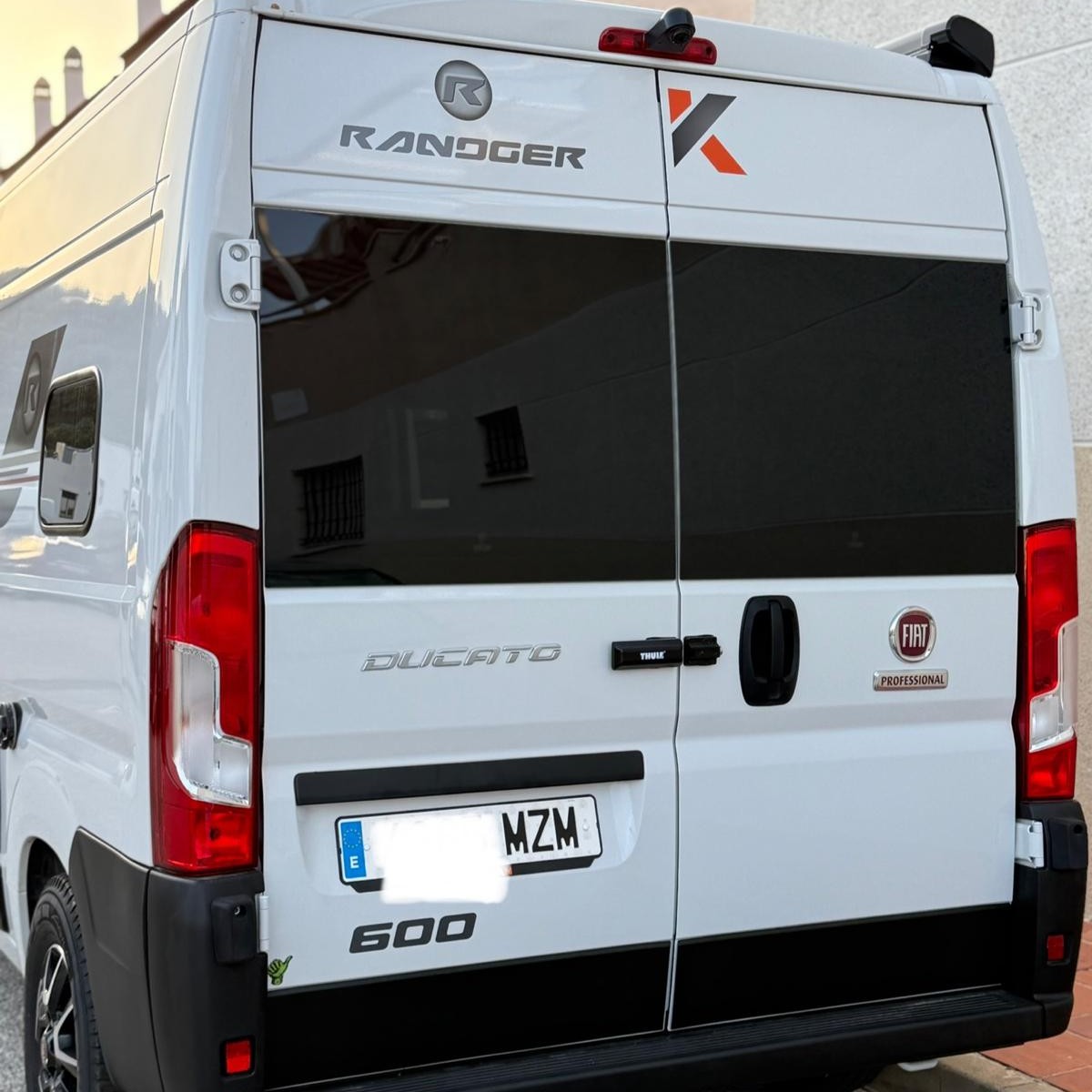 Cama fija camper alquiler Málaga